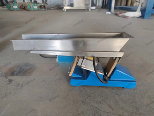 旋振篩,直線振動(dòng)篩，電磁振動(dòng)給料機(jī)發(fā)貨走起，