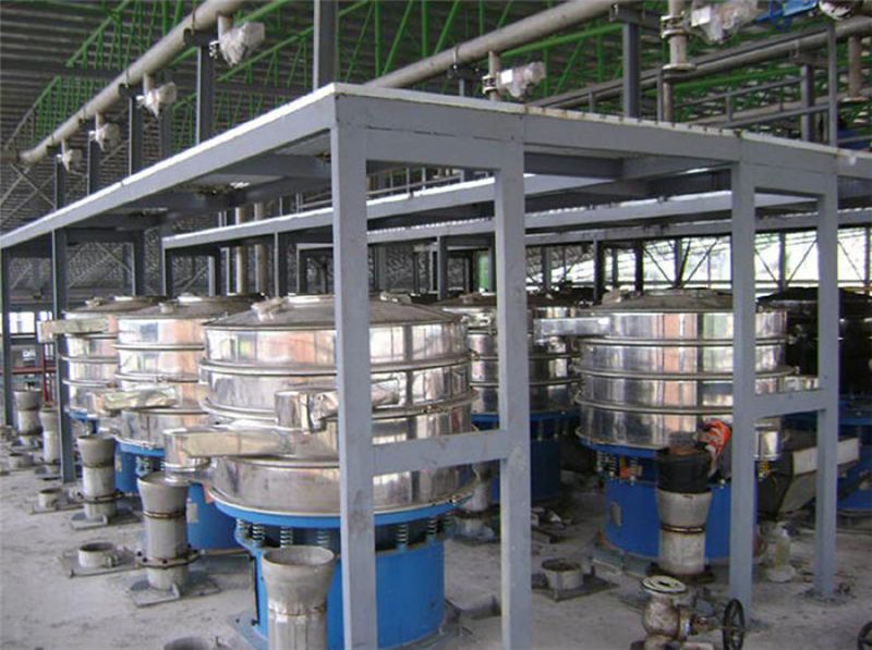 浙江某電池企業(yè)10臺3層旋振篩客戶使用設(shè)備現(xiàn)場
